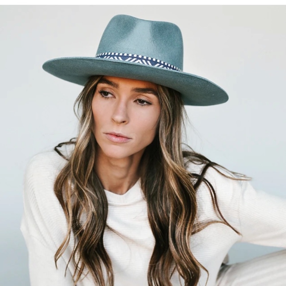 Maxwell hat